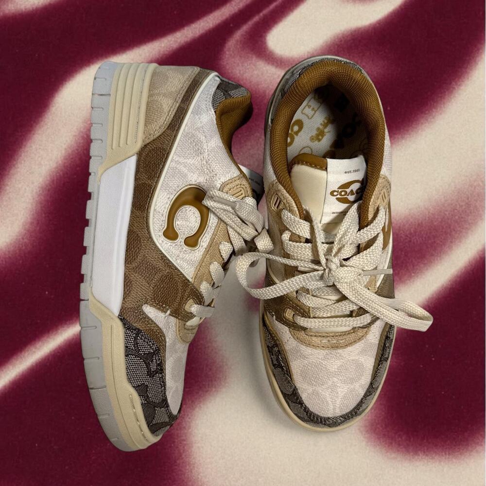 Authentic coach signature sneakers size